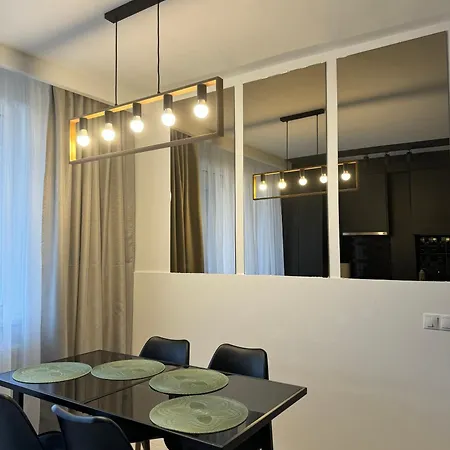 Black Apartamento Cluj-Napoca