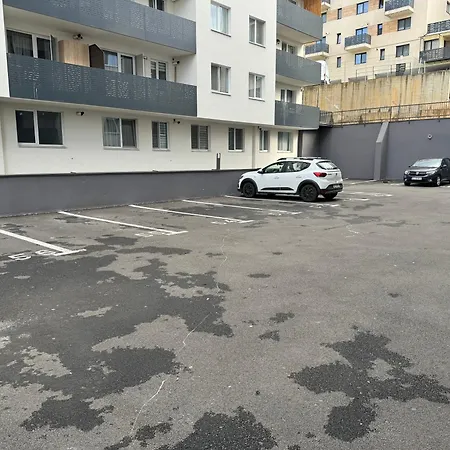 Apartment Black *